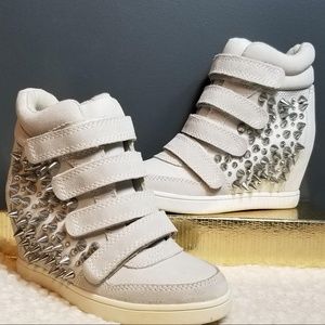 ALDO White Suede Wedge Studded Sneakers 7
